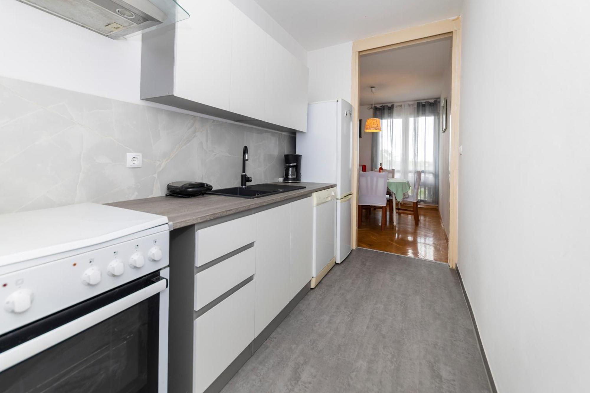 Ryanair'S Urban Flat In Zadar-Kolovare Beach 外观 照片