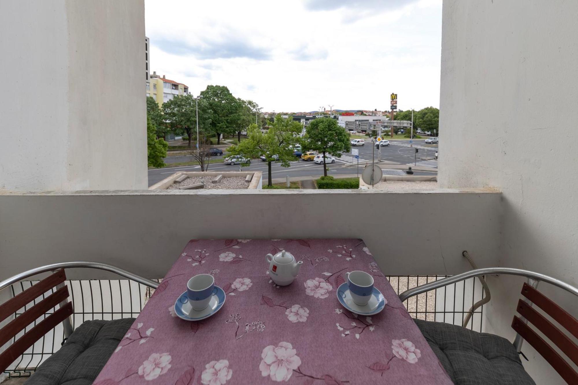 Ryanair'S Urban Flat In Zadar-Kolovare Beach 外观 照片